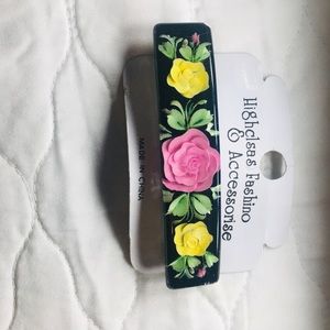 Women’s hair accessories